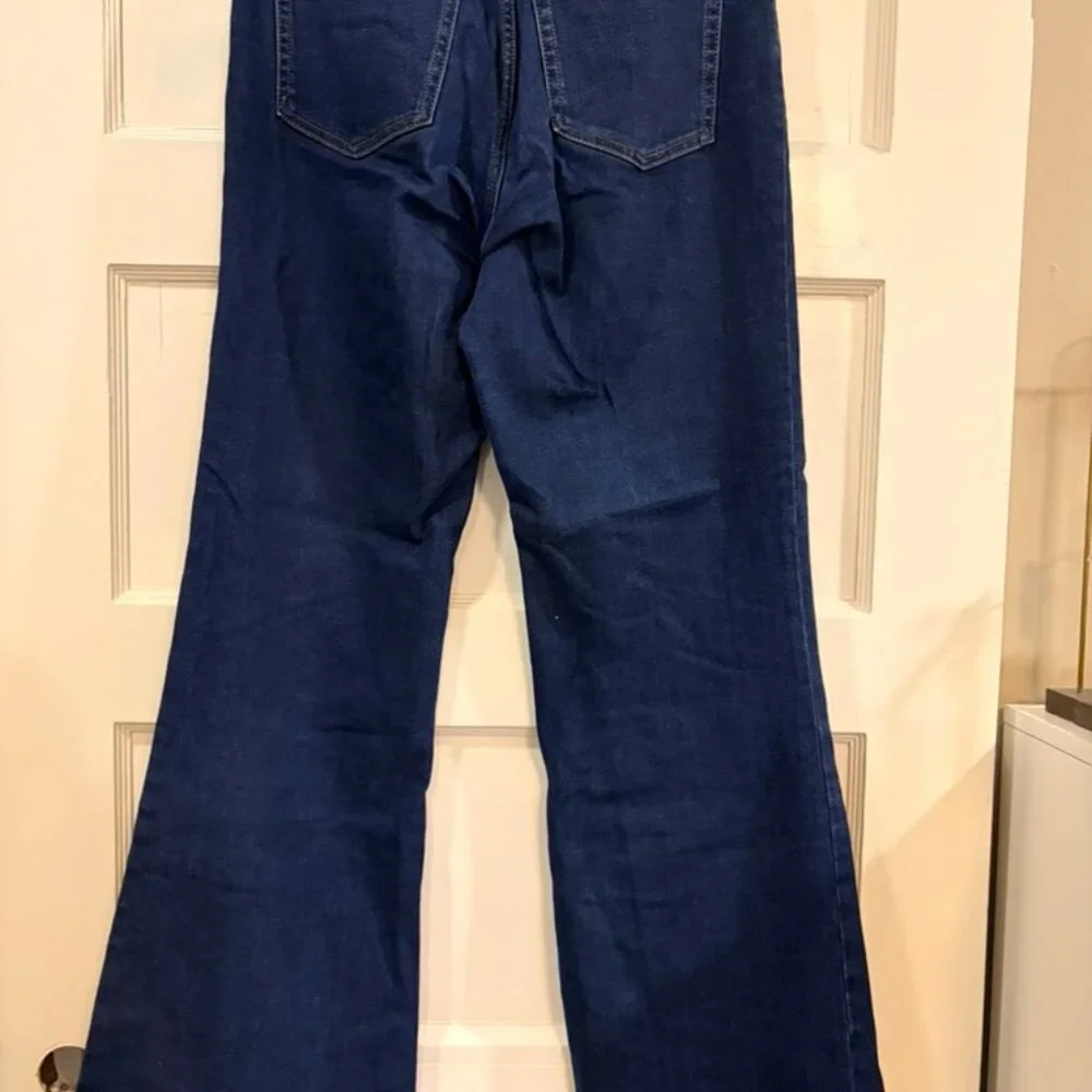 Everlane Modern Flare Jean, Dark Blue - Picture 3 of 6